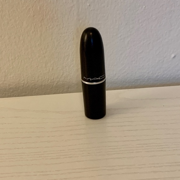 M.A.C. New 311 York Apple Frost Lipstick USED Discontinued Shimmer Full Sz Red - Picture 3 of 13